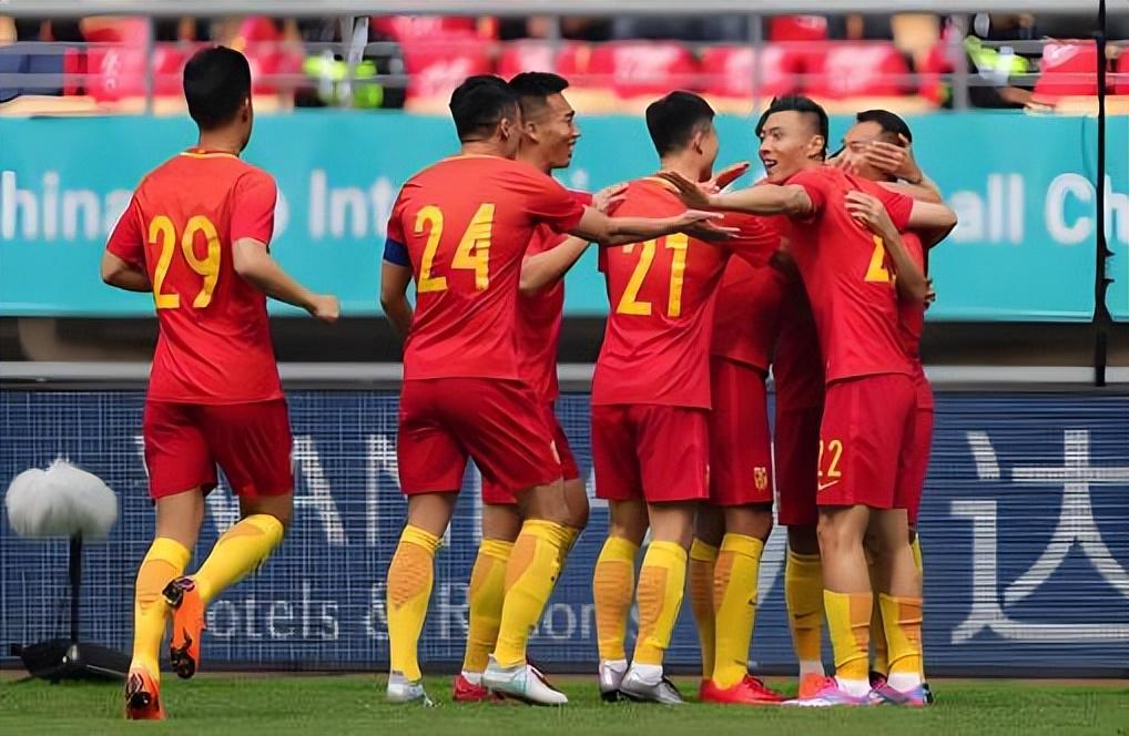 开云登录入口-喜讯！U23国足中场还有一张底牌要首次被重用，踢乌兹别克将亮相